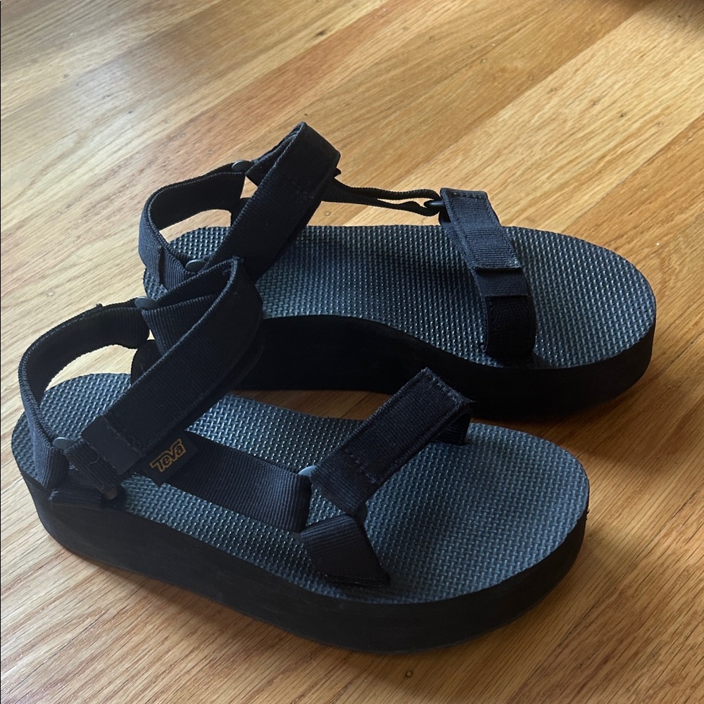 Teva Black Strappy Platform / Flatform Sandals